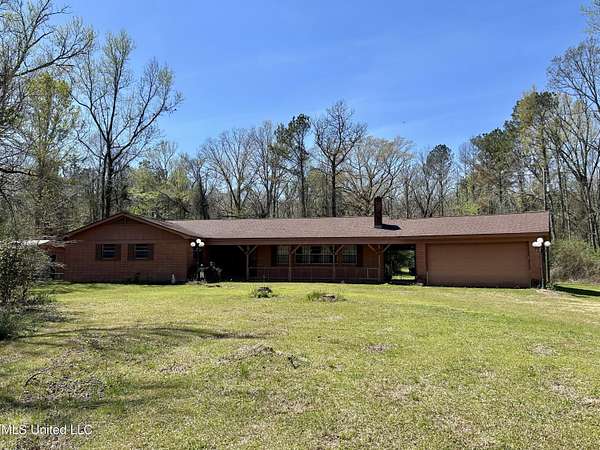 4.13 Acres of Residential Land with Home for Sale in Silver Creek, Mississippi