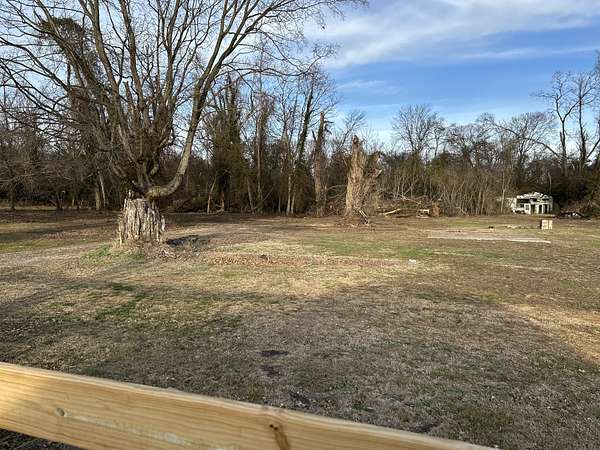 1 Acre of Mixed-Use Land for Sale in Hopkinsville, Kentucky