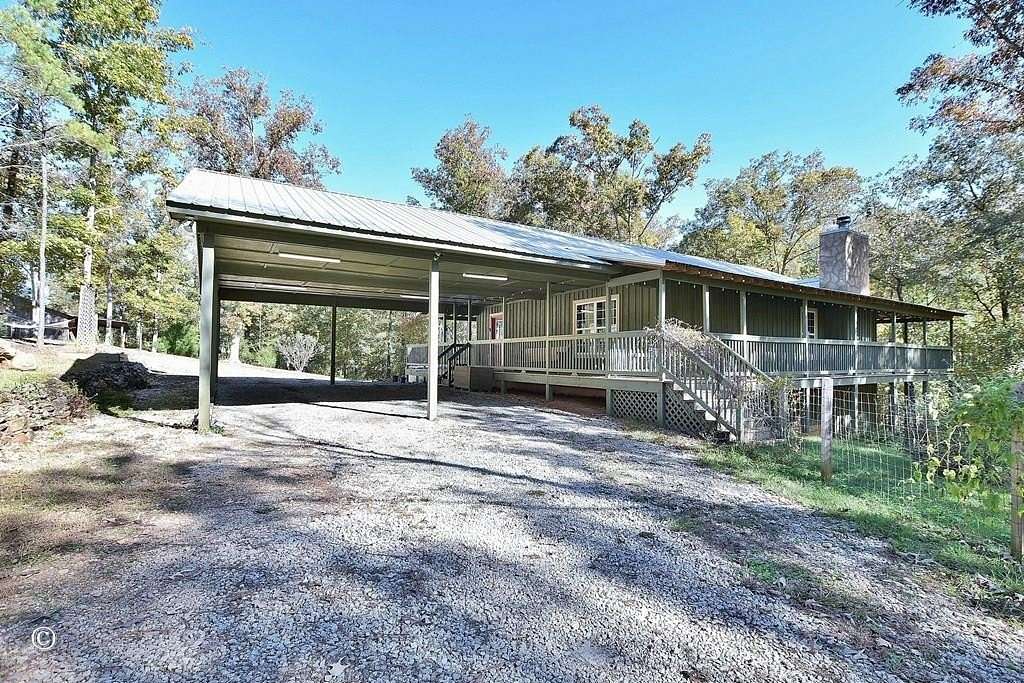 16.3 Acres of Land with Home for Sale in Pine Mountain, Georgia