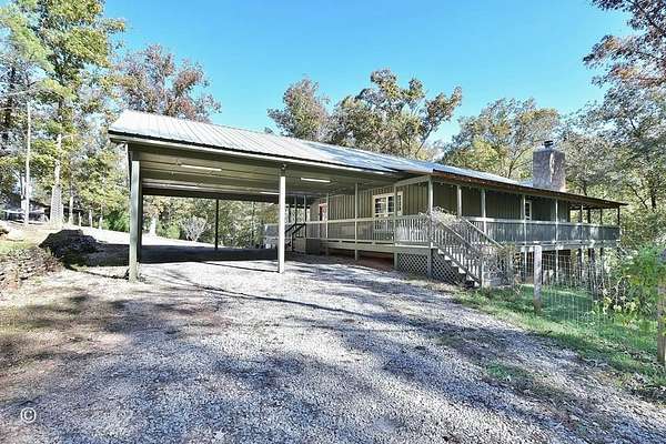 16.3 Acres of Land with Home for Sale in Pine Mountain, Georgia