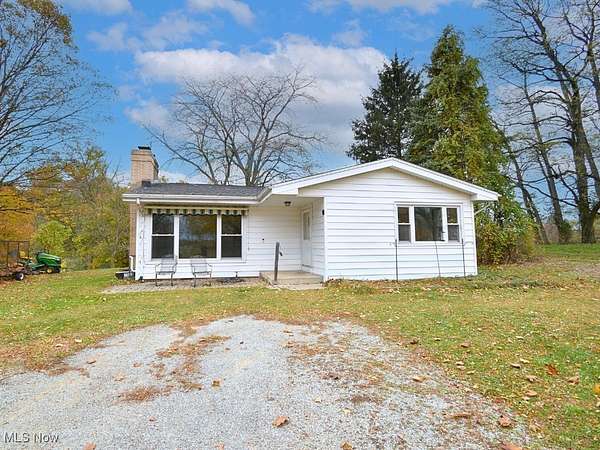 1.53 Acres of Residential Land with Home for Sale in Willoughby Hills, Ohio