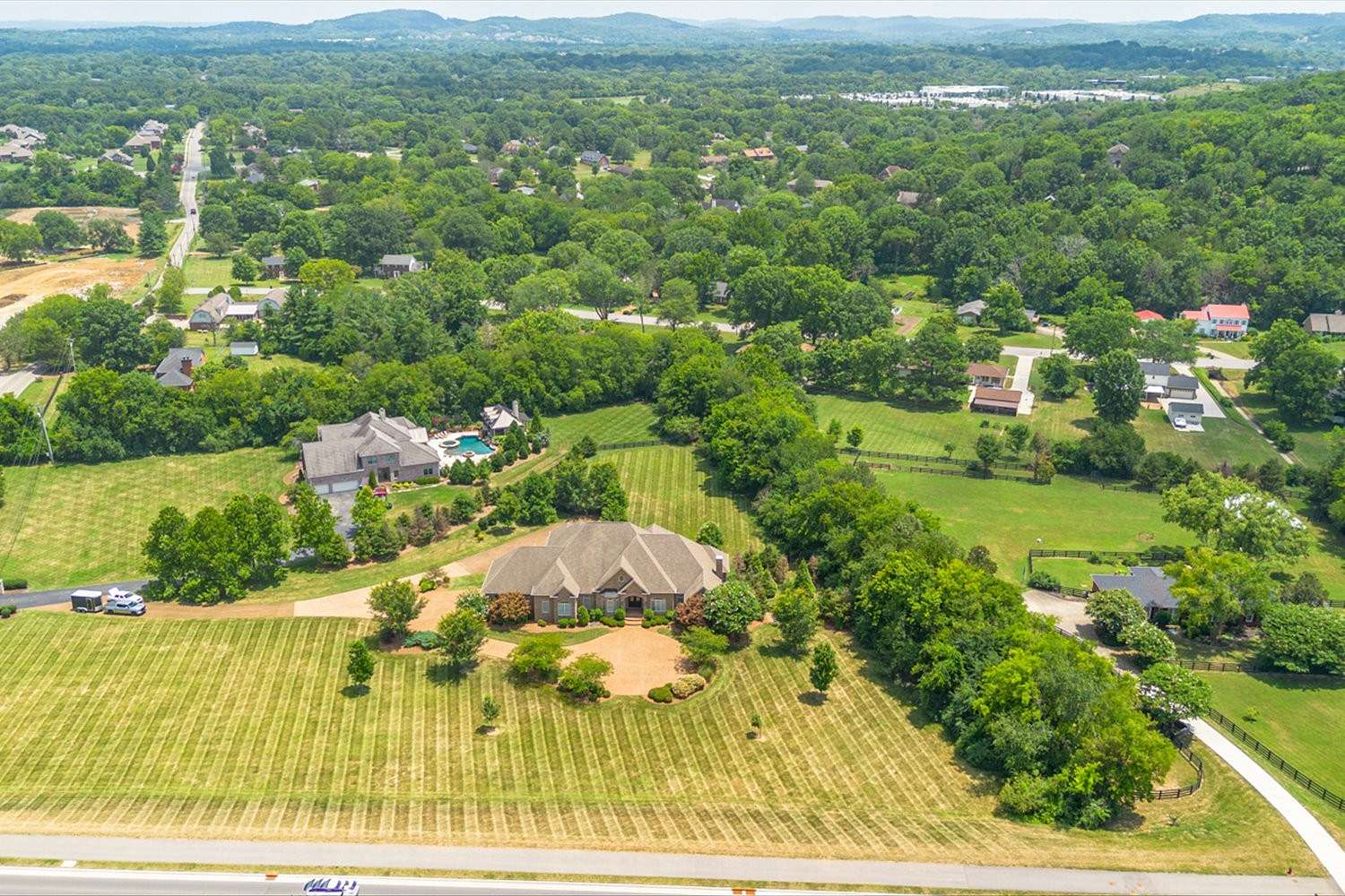 3 Acres of Residential Land with Home for Sale in Brentwood, Tennessee