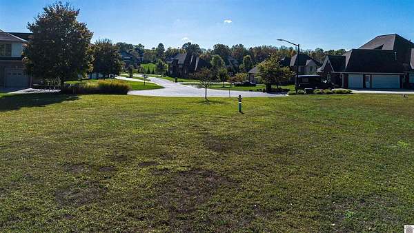 0.97 Acres of Residential Land for Sale in Paducah, Kentucky