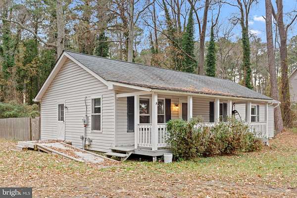 3.24 Acres of Residential Land with Home for Lease in Piney Point, Maryland