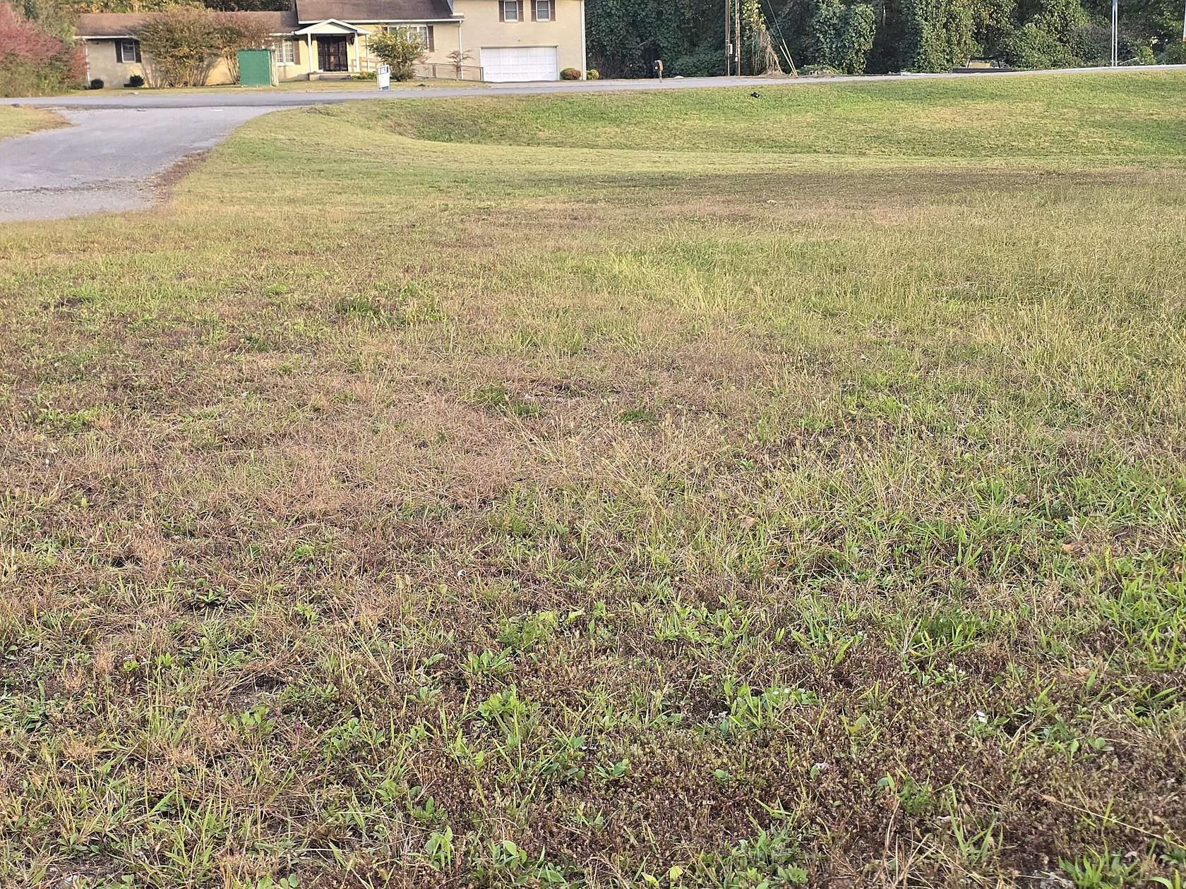 1.5 Acres of Mixed-Use Land for Sale in Middlesboro, Kentucky