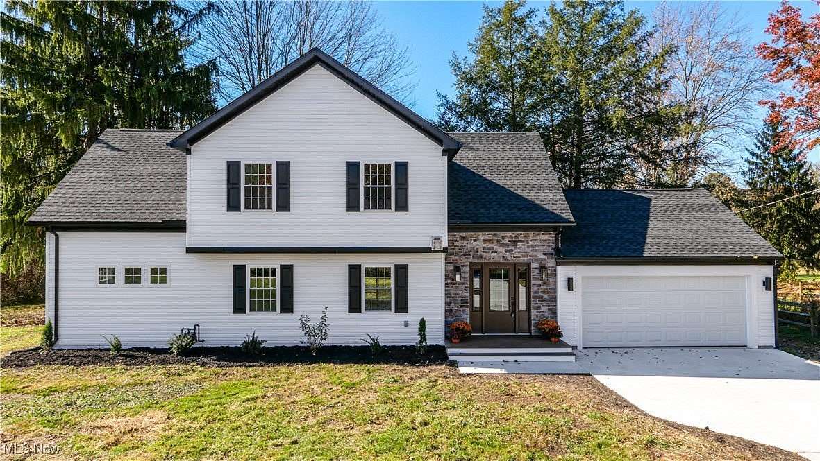 1.53 Acres of Residential Land with Home for Sale in Aurora, Ohio