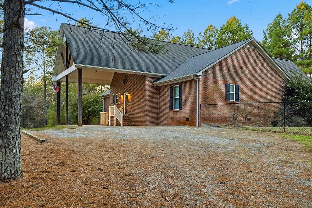 12.3 Acres of Land with Home for Sale in Starr, South Carolina