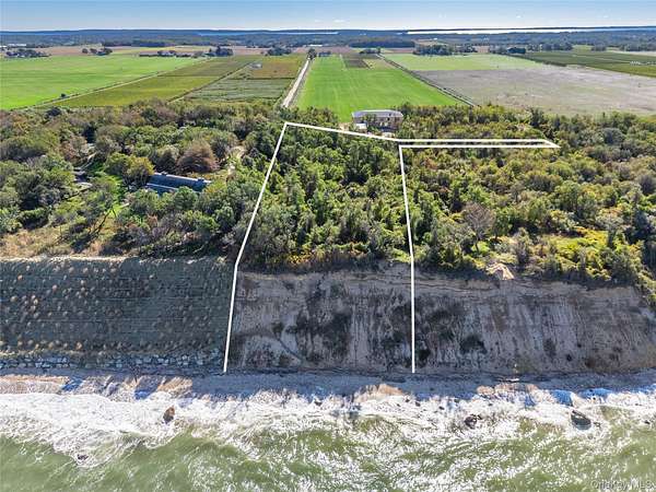 2.72 Acres of Residential Land for Sale in Cutchogue, New York