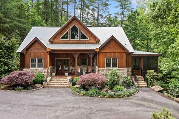 6.25 Acres of Residential Land with Home for Sale in Cleveland, Georgia