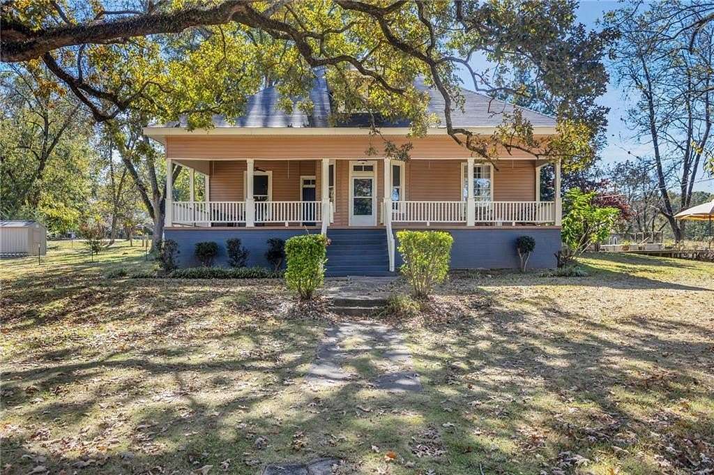 2 Acres of Land with Home for Sale in La Fayette, Alabama