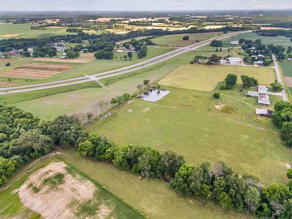 23 Acres of Agricultural Land for Sale in Belvidere, Tennessee