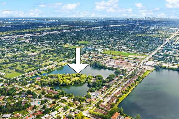 1.43 Acres of Residential Land for Sale in Miami, Florida