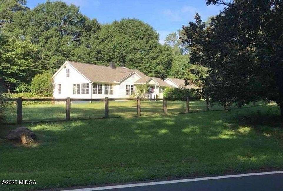 2 Acres of Land with Home for Sale in Chattahoochee Hills, Georgia