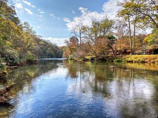1.73 Acres of Residential Land with Home for Sale in Mineral Bluff, Georgia