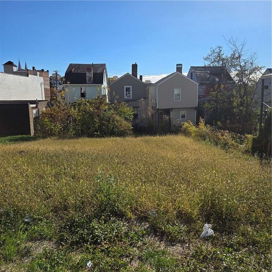 0.04 Acres of Residential Land for Sale in Pittsburgh, Pennsylvania