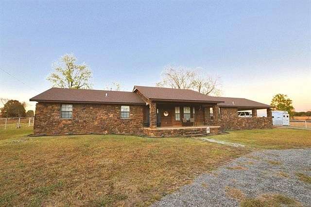 10 Acres of Residential Land with Home for Sale in Tahlequah, Oklahoma