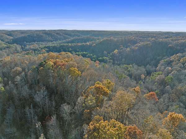 285 Acres of Recreational Land & Farm for Sale in London, Kentucky