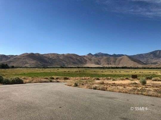 30 Acres of Land for Sale in Weldon, California