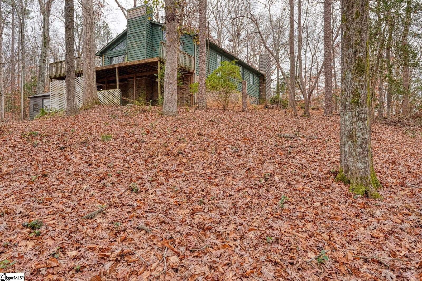 1.64 Acres of Residential Land with Home for Sale in Roebuck, South Carolina