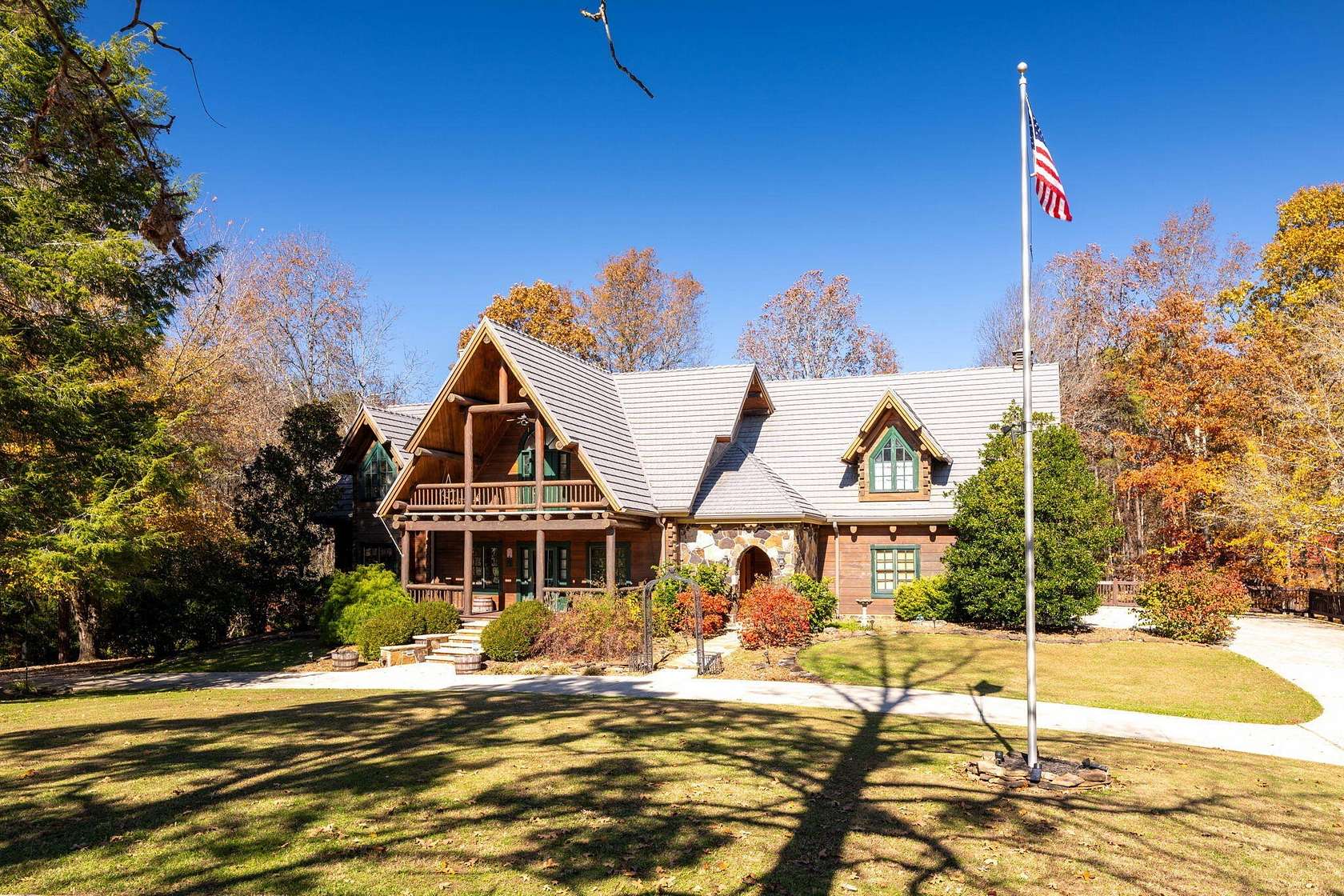 6 Acres of Land with Home for Sale in Palmer, Tennessee