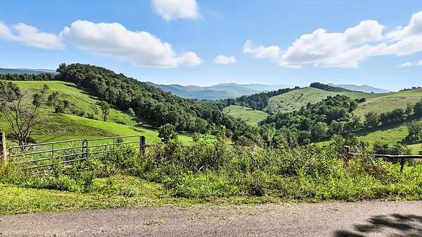 96.6 Acres of Land for Sale in Swords Creek, Virginia