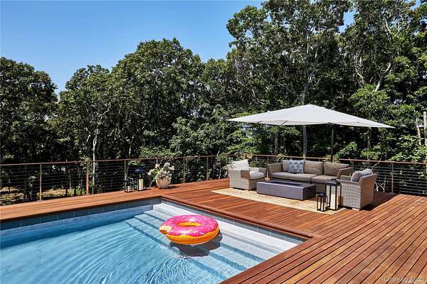 1.5 Acres of Residential Land with Home for Lease in Southold, New York