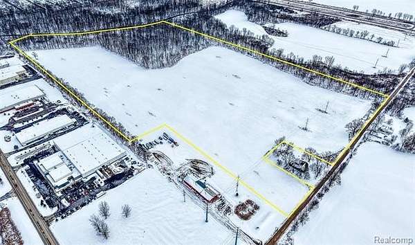 67.4 Acres of Land for Sale in Handy Township, Michigan