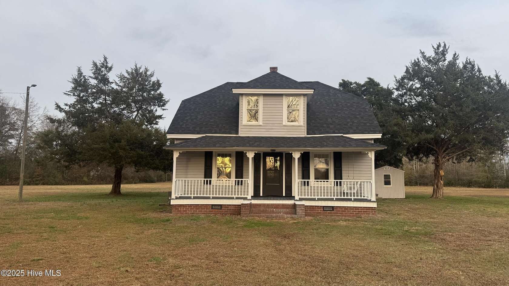 6.39 Acres of Residential Land with Home for Sale in Bladenboro, North Carolina