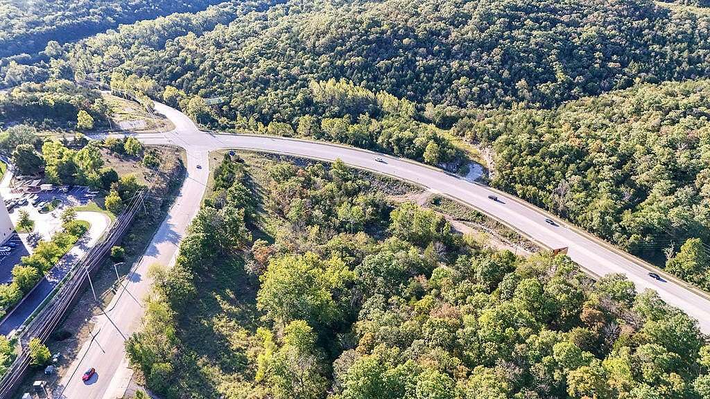 29 Acres of Commercial Land for Sale in Branson, Missouri