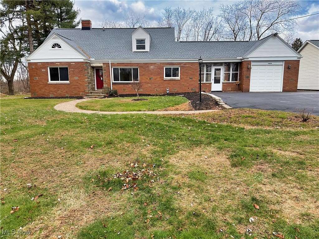 2.37 Acres of Residential Land with Home for Sale in East Liverpool, Ohio