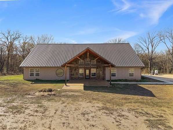 43.3 Acres of Land with Home for Sale in Ardmore, Oklahoma