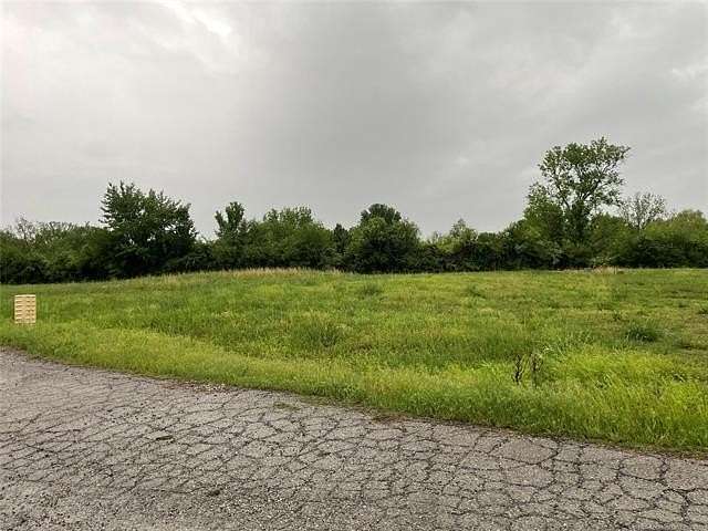 1 Acre of Residential Land for Sale in Catoosa, Oklahoma