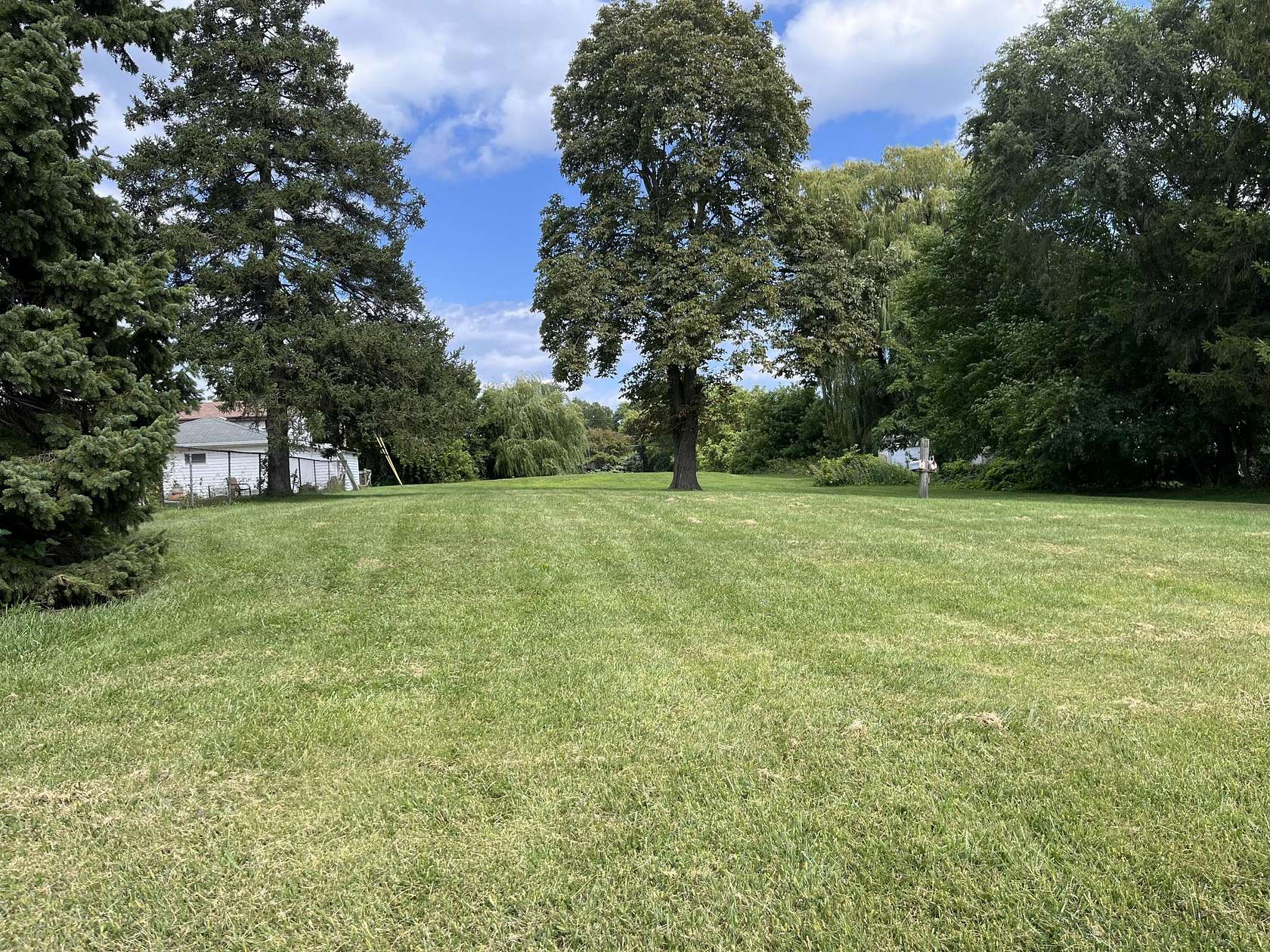 1 Acre of Land for Sale in St. Francis, Wisconsin