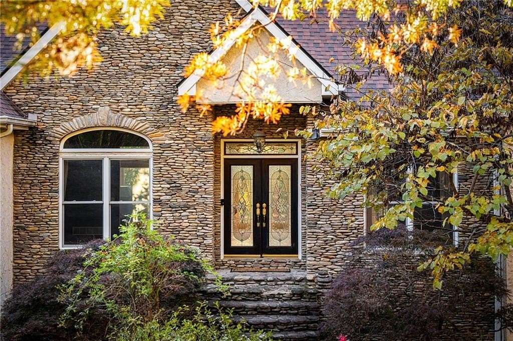 6 Acres of Residential Land with Home for Sale in Talking Rock, Georgia