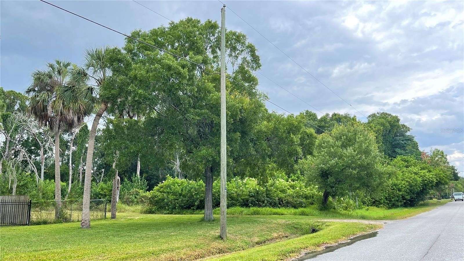 0.77 Acres of Residential Land for Sale in Tampa, Florida