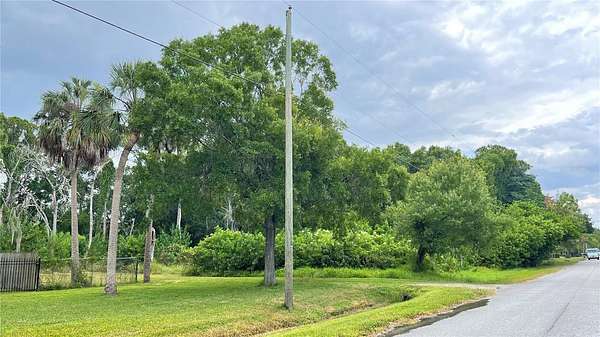0.77 Acres of Residential Land for Sale in Tampa, Florida