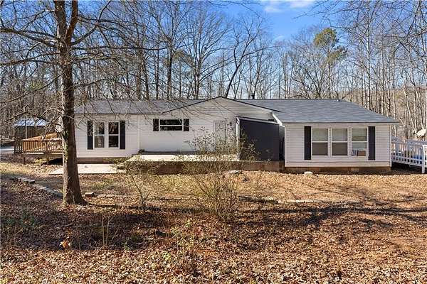 11.7 Acres of Land with Home for Sale in Winston, Georgia