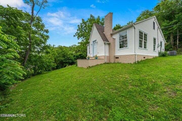 1.8 Acres of Improved Commercial Land for Sale in Sevierville, Tennessee