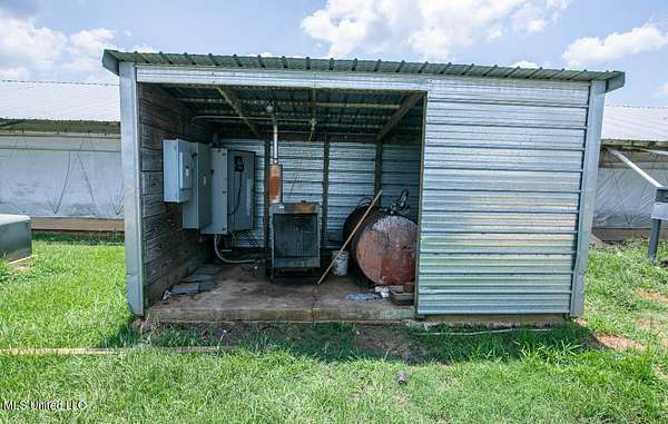 35 Acres of Land for Sale in Prentiss, Mississippi