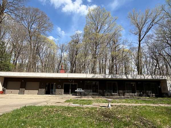 7.5 Acres of Residential Land with Home for Sale in Rochester, Minnesota