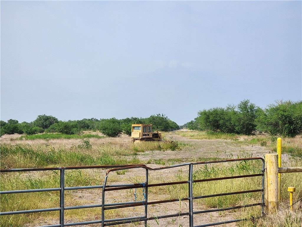 22.1 Acres of Agricultural Land for Sale in Sinton, Texas