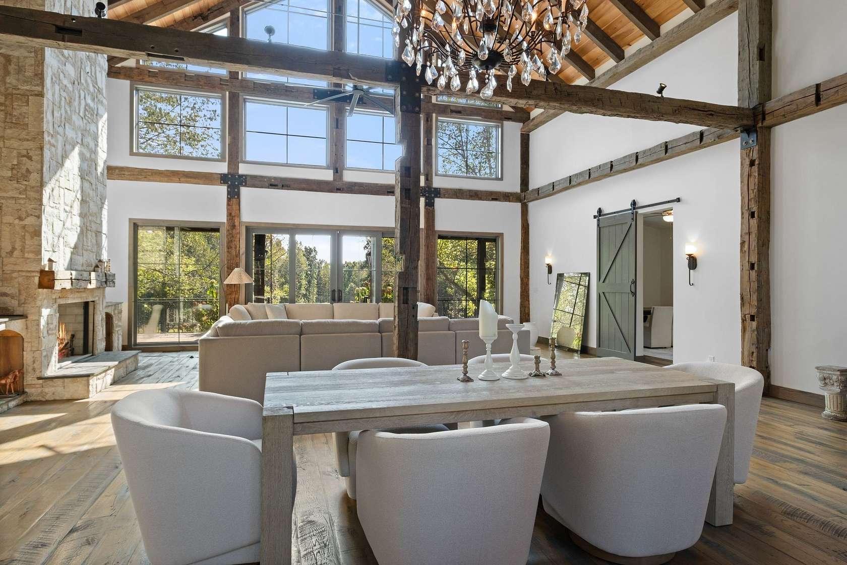 7 Acres of Residential Land with Home for Sale in Franklin, Tennessee