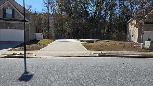 0.14 Acres of Residential Land for Sale in Fairburn, Georgia