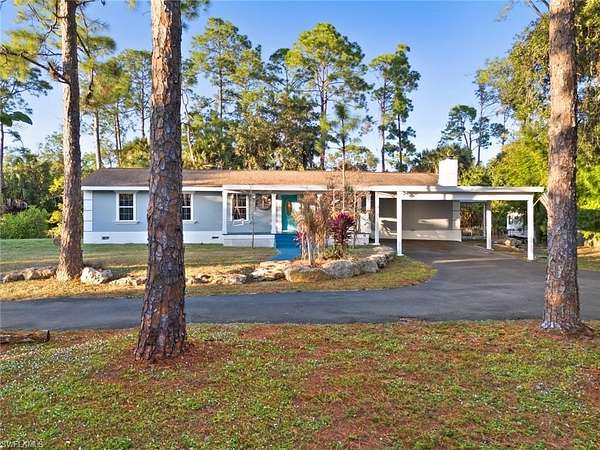 2.5 Acres of Residential Land with Home for Sale in Naples, Florida