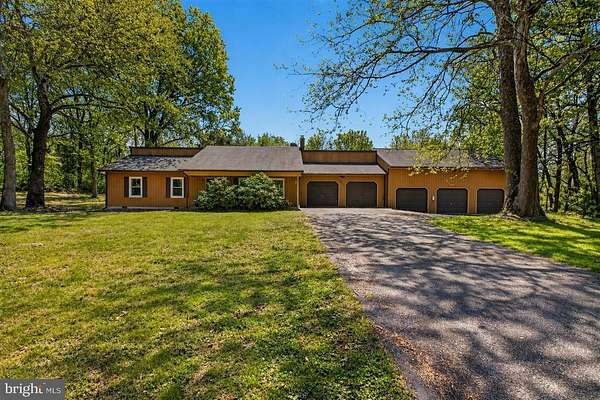 3 Acres of Land with Home for Sale in Sharpsburg, Maryland