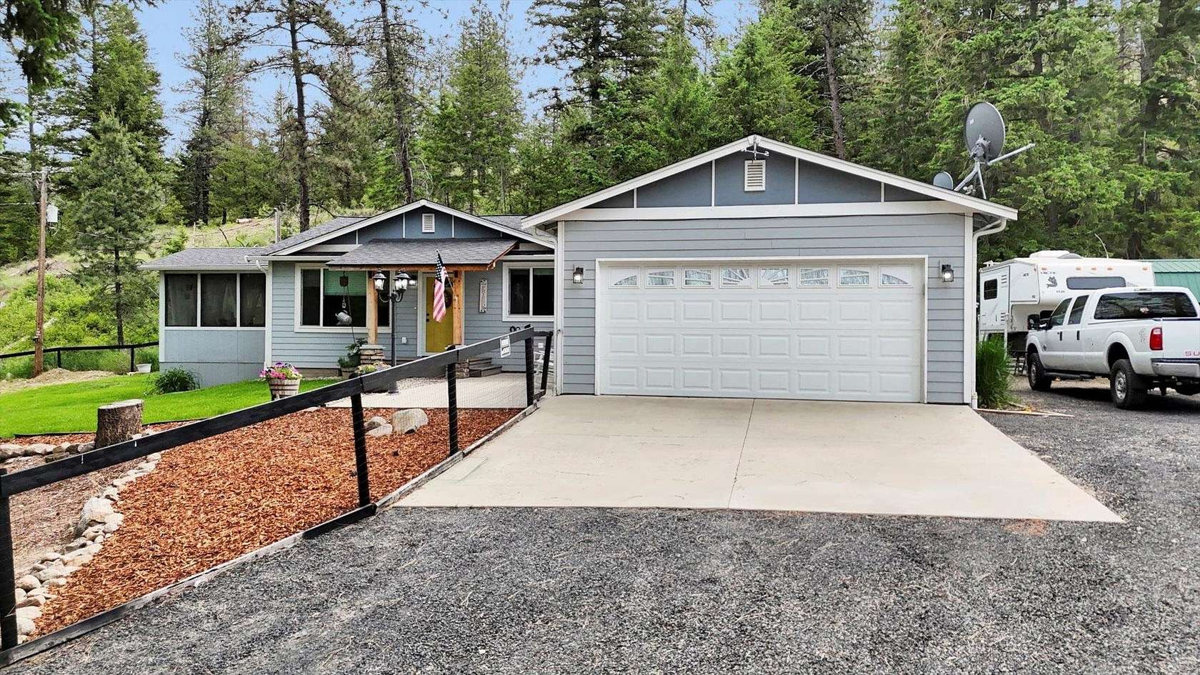 3.4 Acres of Residential Land with Home for Sale in Chattaroy, Washington