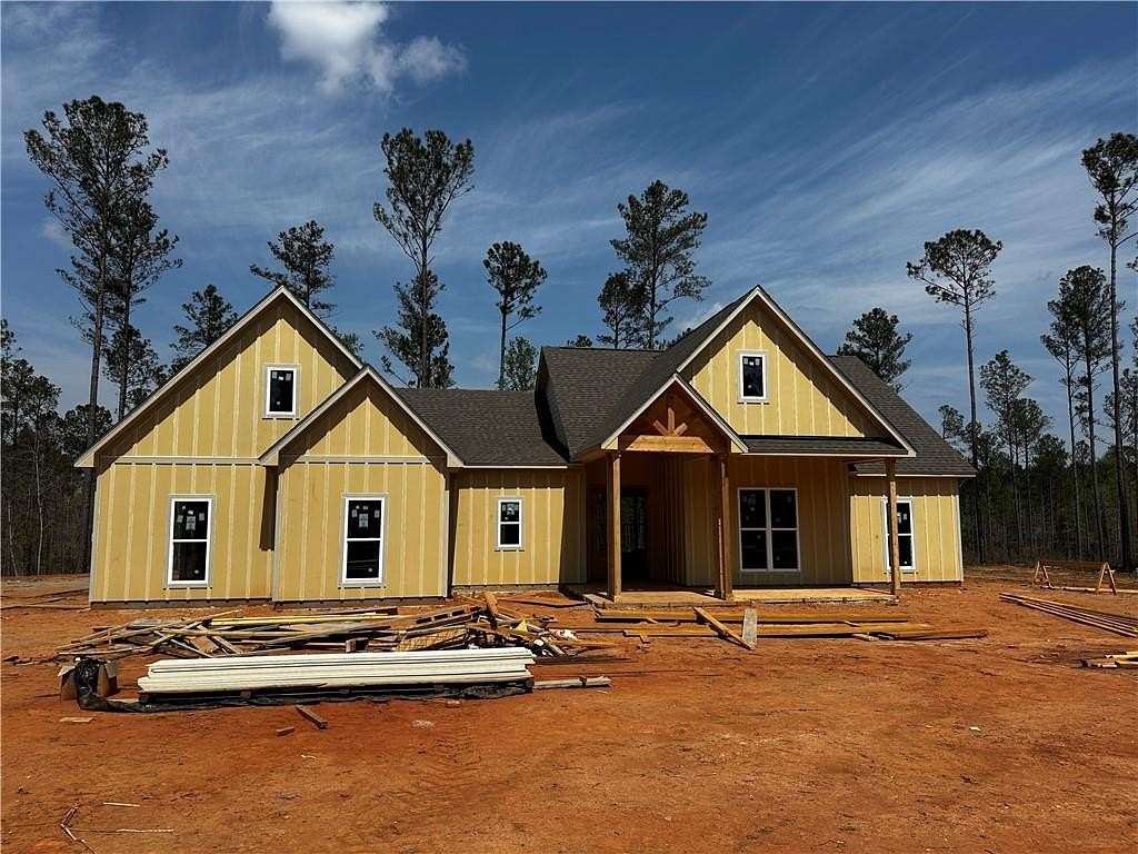 5 Acres of Land with Home for Sale in Salem, Alabama