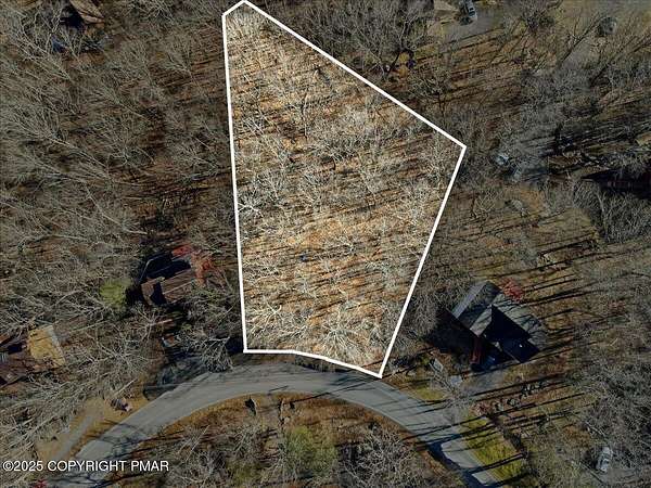 0.45 Acres of Residential Land for Sale in Bushkill, Pennsylvania