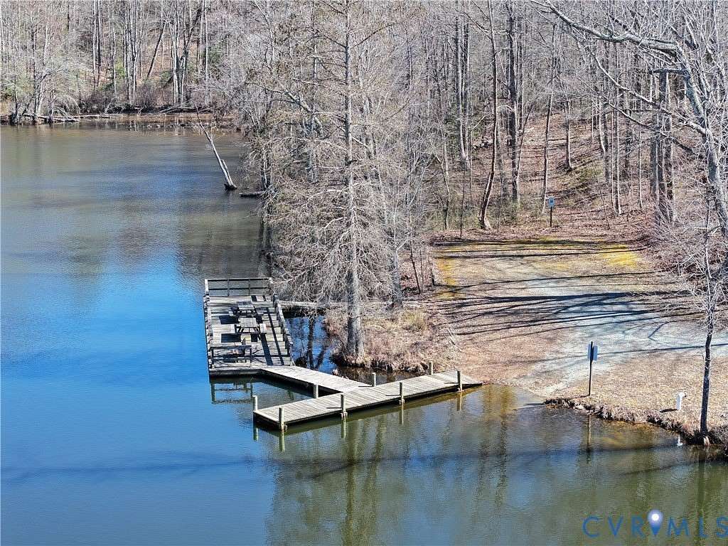 2 Acres of Land with Home for Sale in Warsaw, Virginia