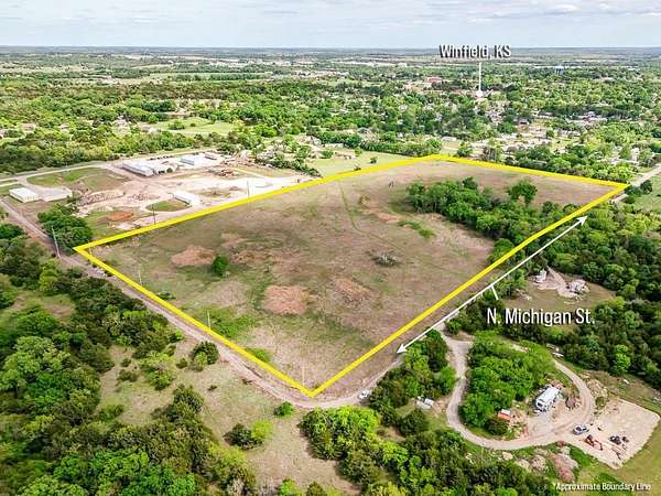 18.4 Acres of Land for Sale in Winfield, Kansas
